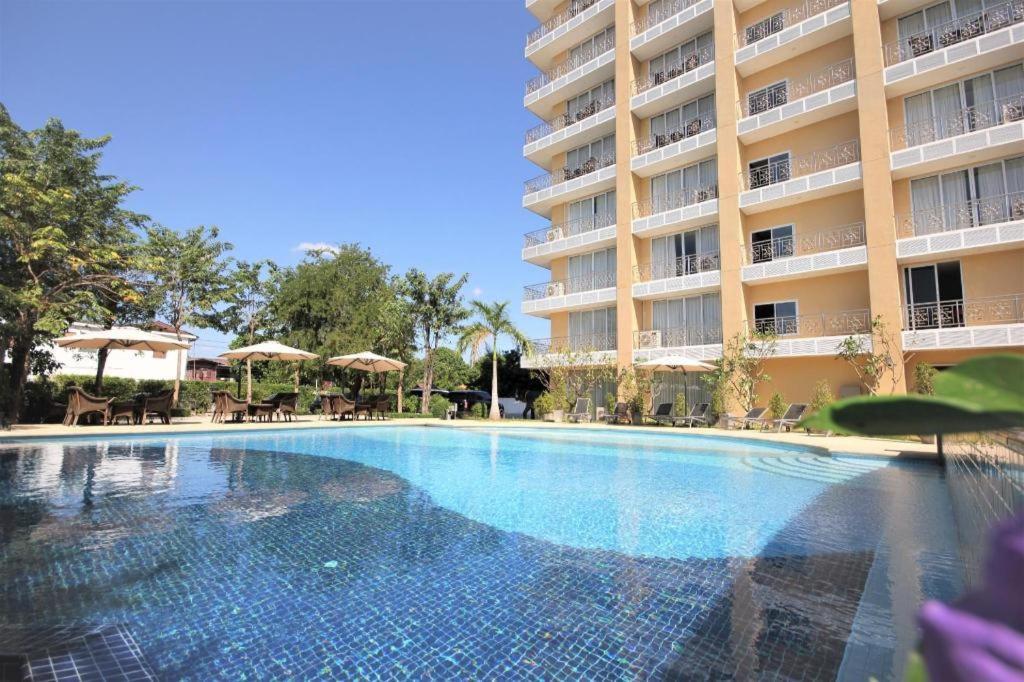 Hotel Continental Plaza Vientiane Ban Nongdouang Zewnętrze zdjęcie